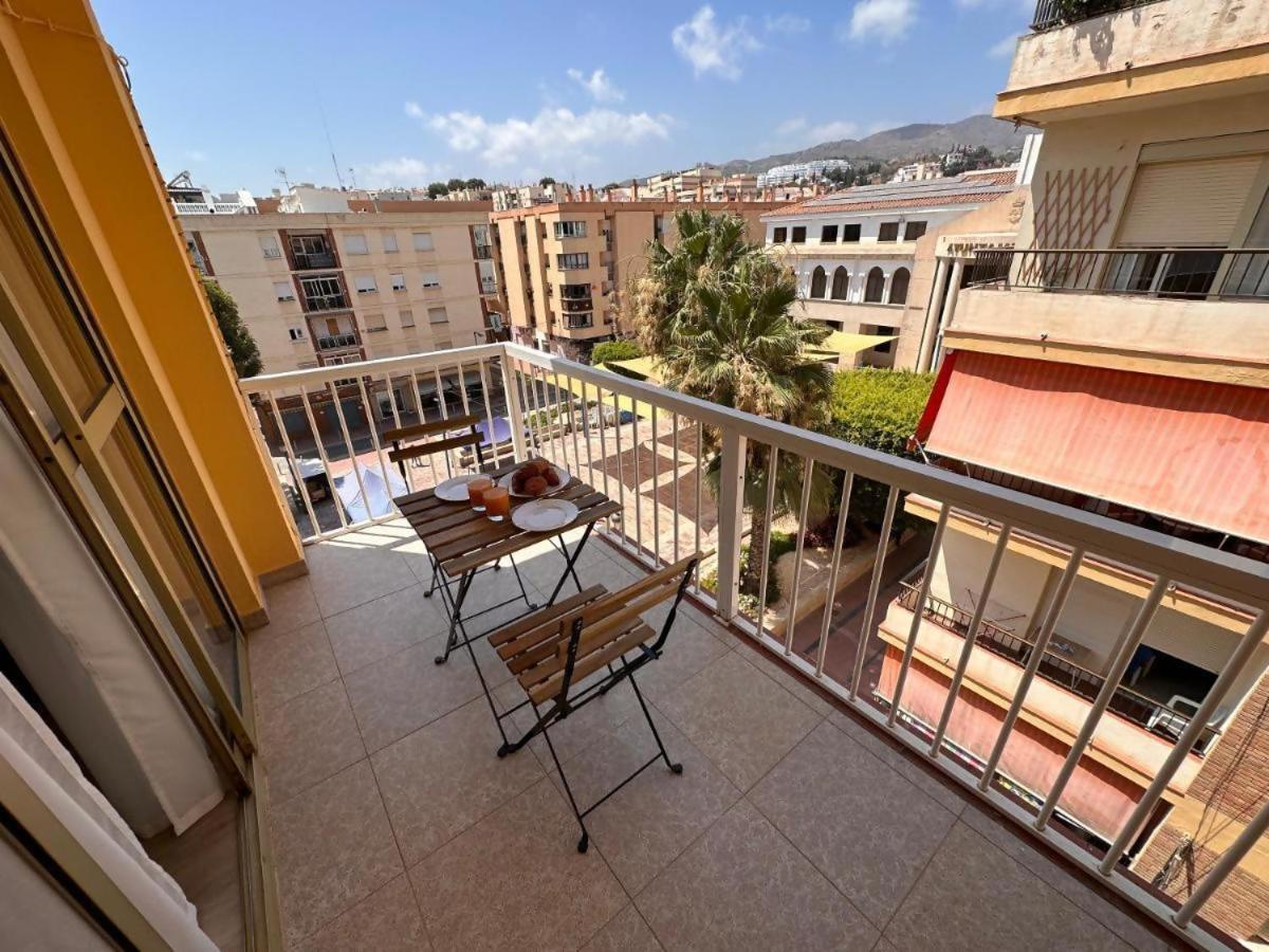 Casaflex Las Palmeras Aptº Con Vistas Al Mar Rincón de la Victoria Eksteriør billede
